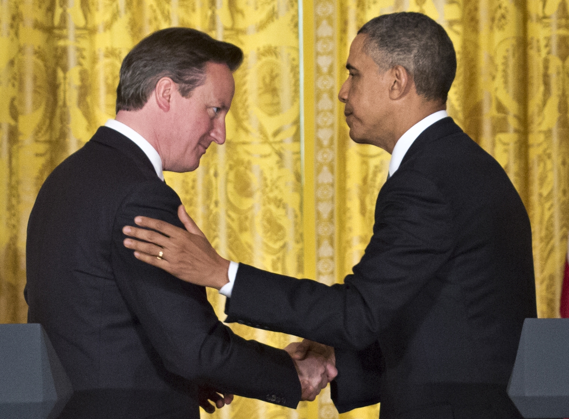 Obama talks NSA review with British PM David Cameron