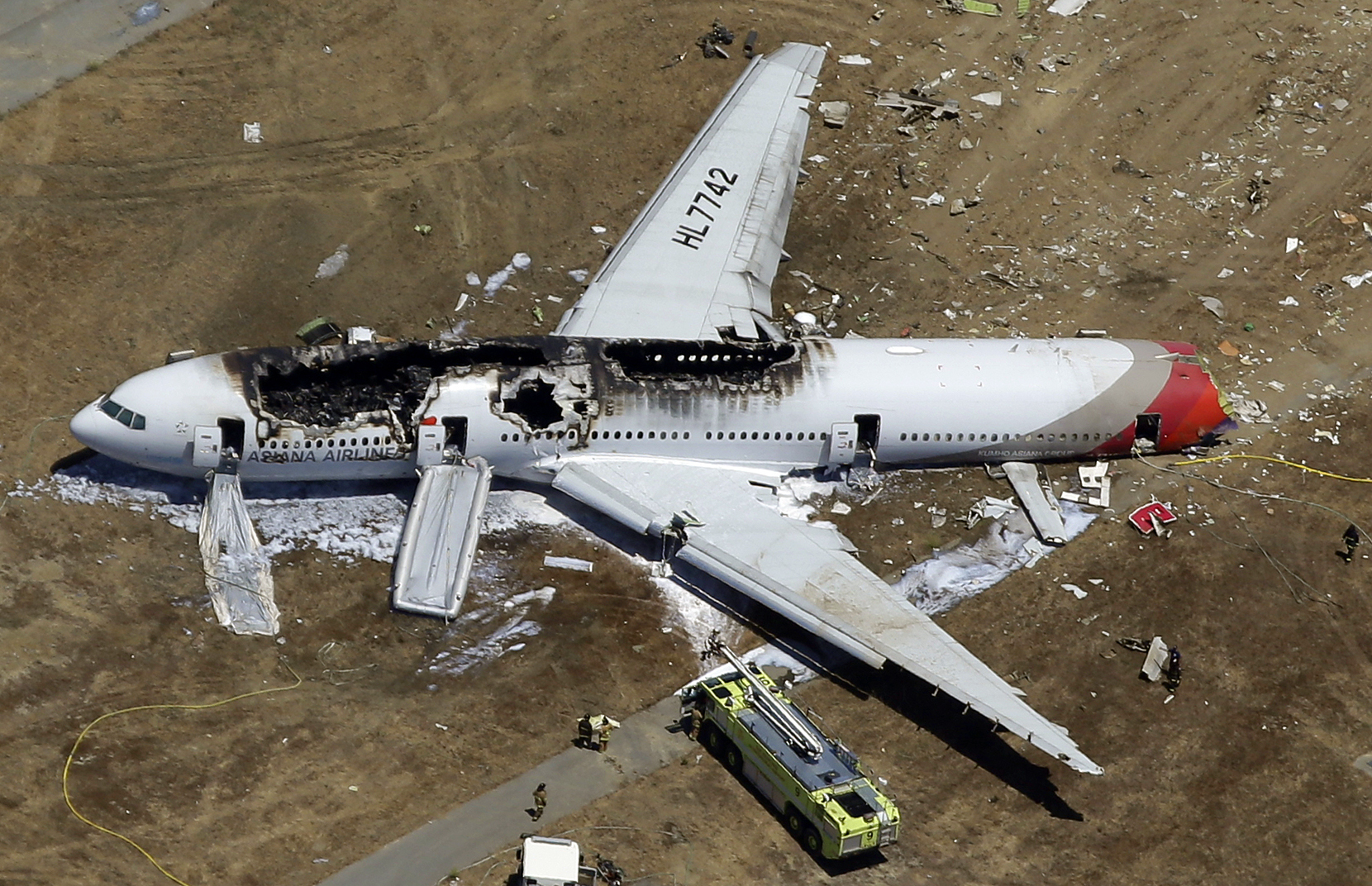 Days after Asiana plane crash, families neglected