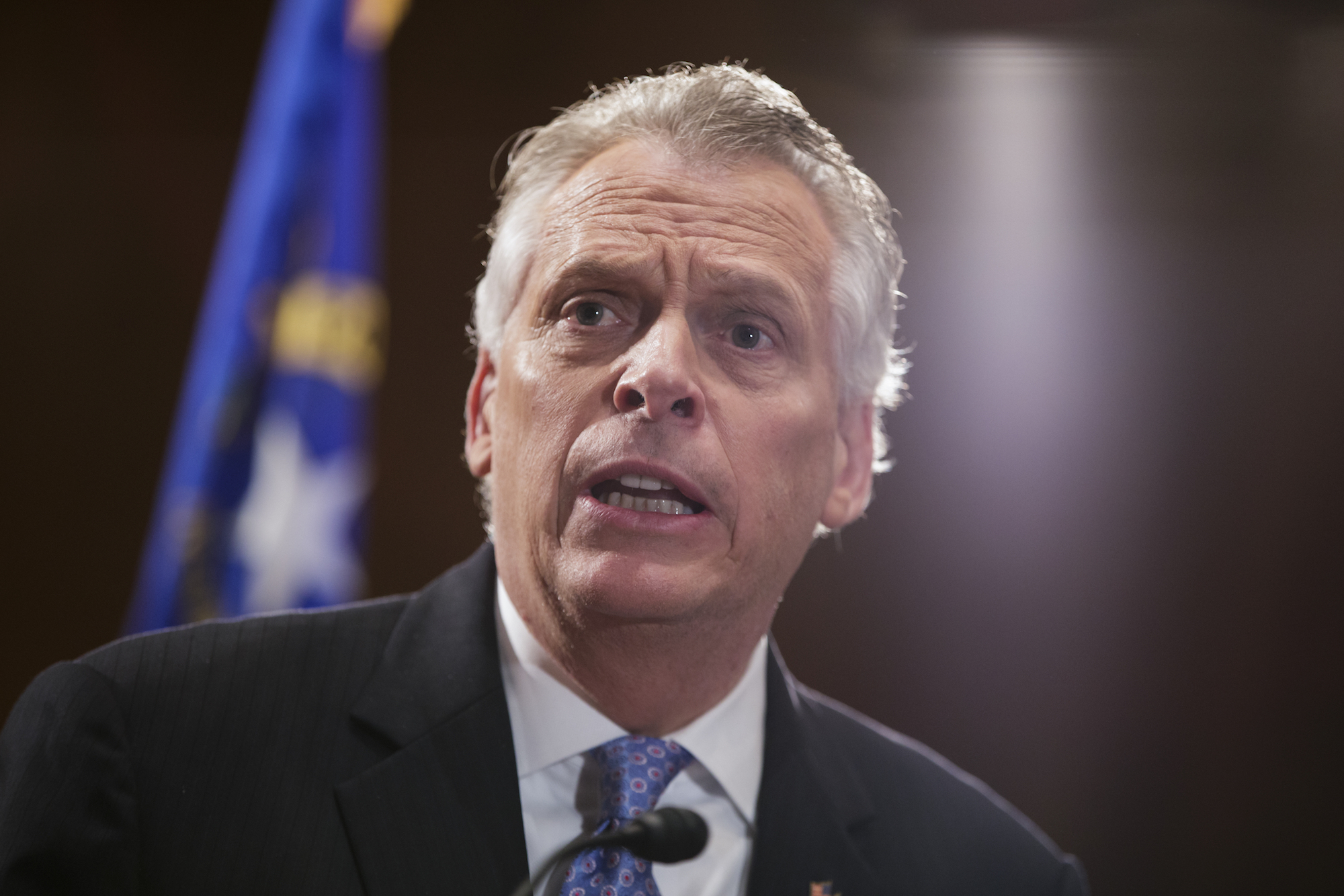 Virginia defies Trump with own climate change rules
