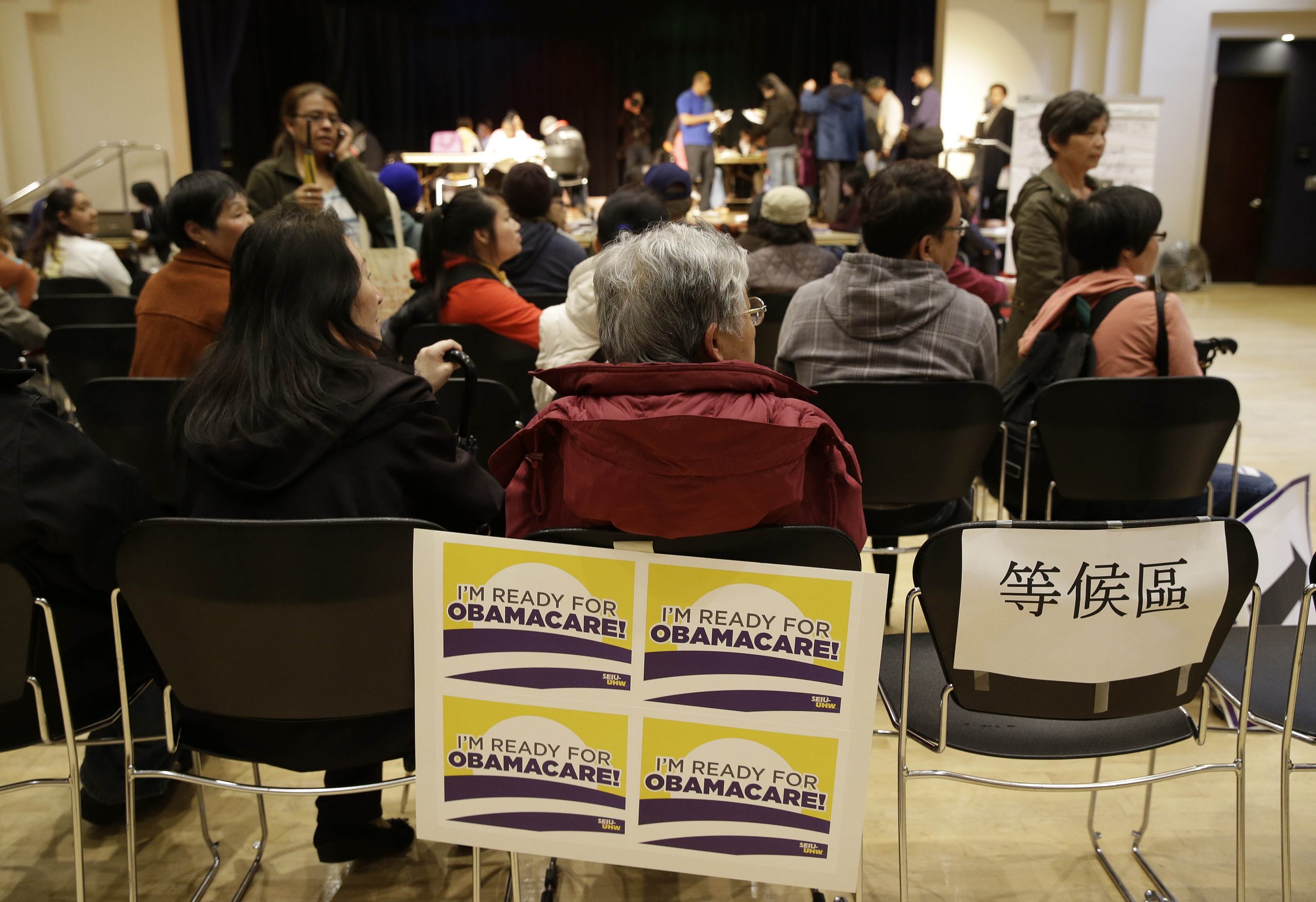 Many more Americans choosing Obamacare plans