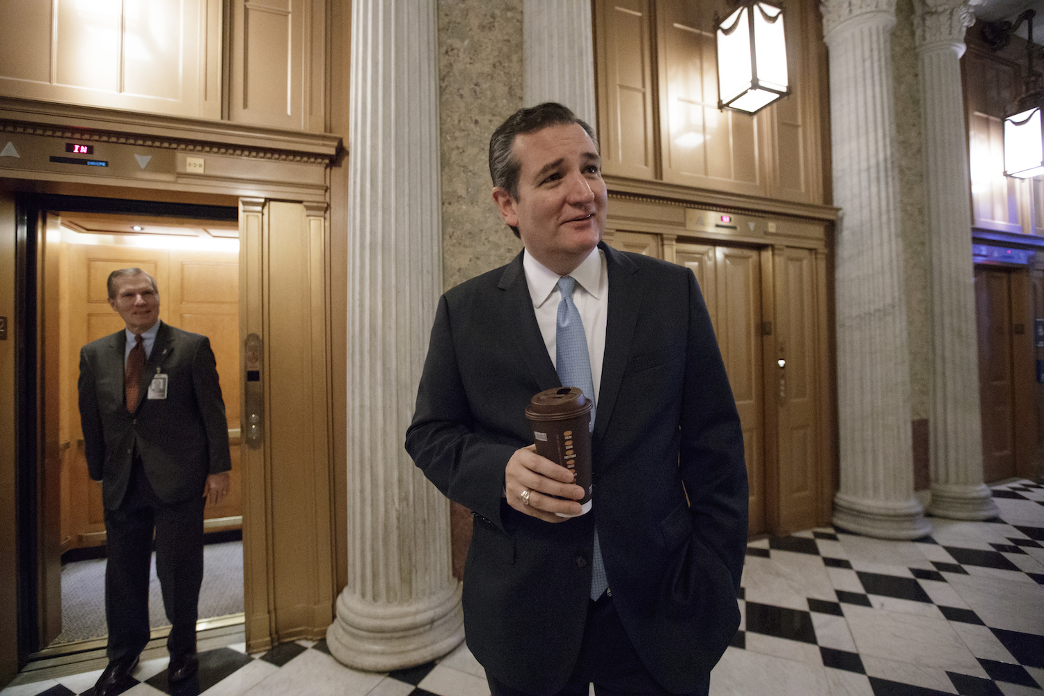 Trump, Cruz to dine privately amid Obamacare disagreement