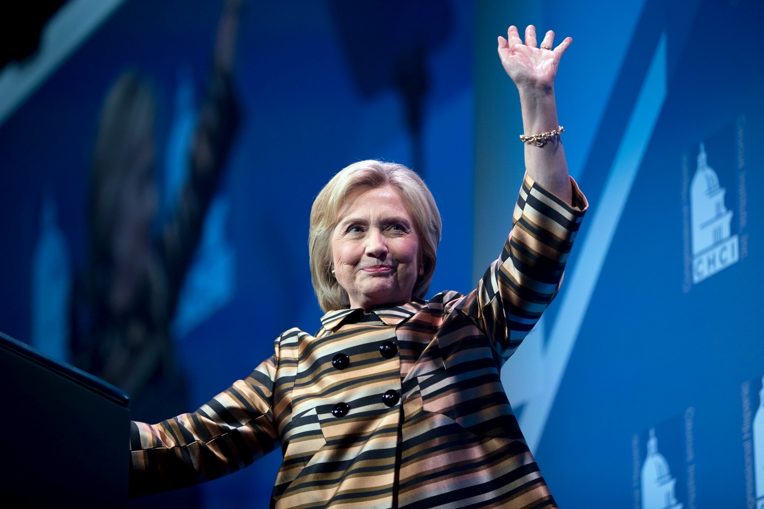 Clinton rejoins the trail in crucial North Carolina