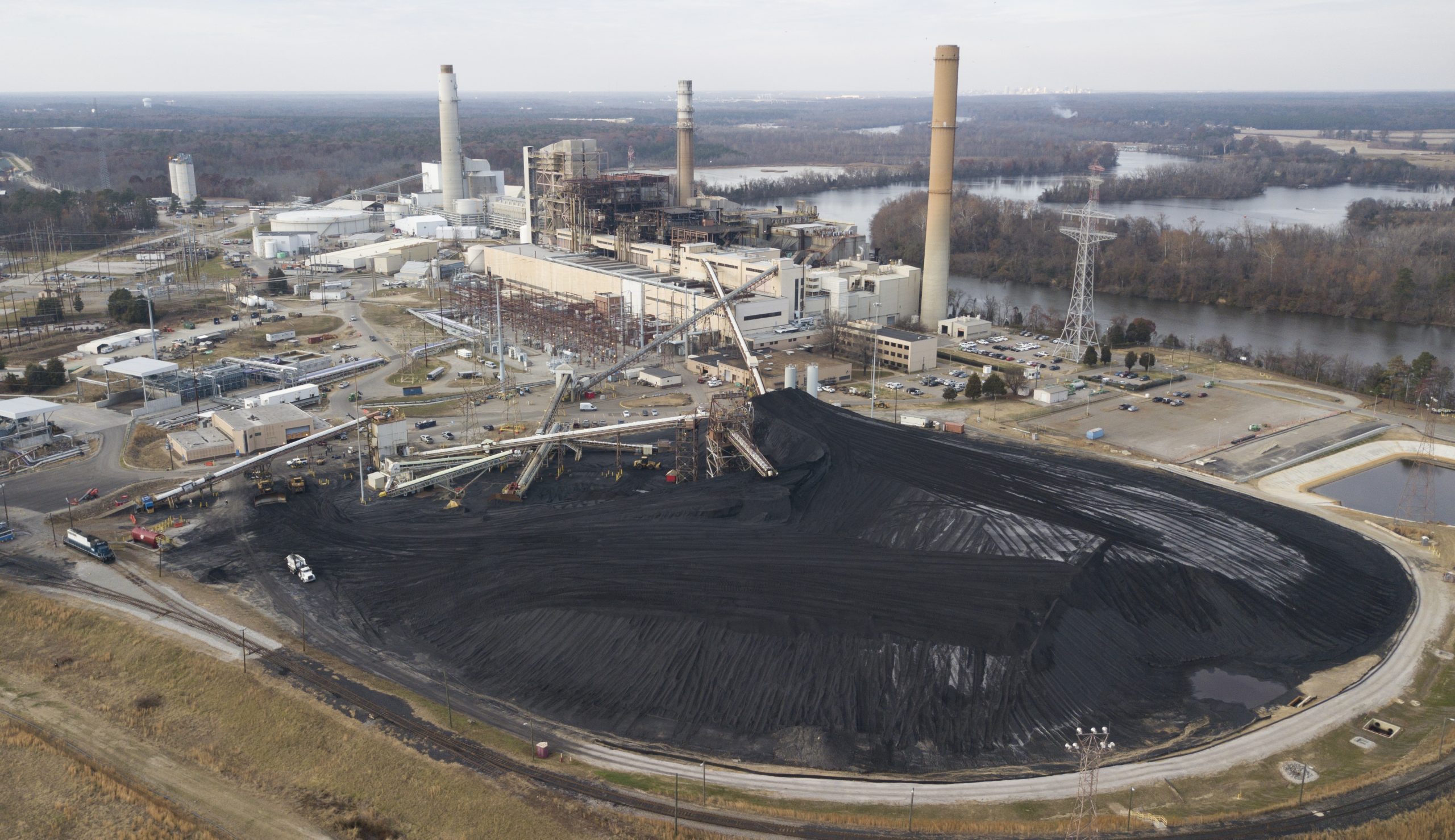 Coal production drops the most since Trump was inaugurated