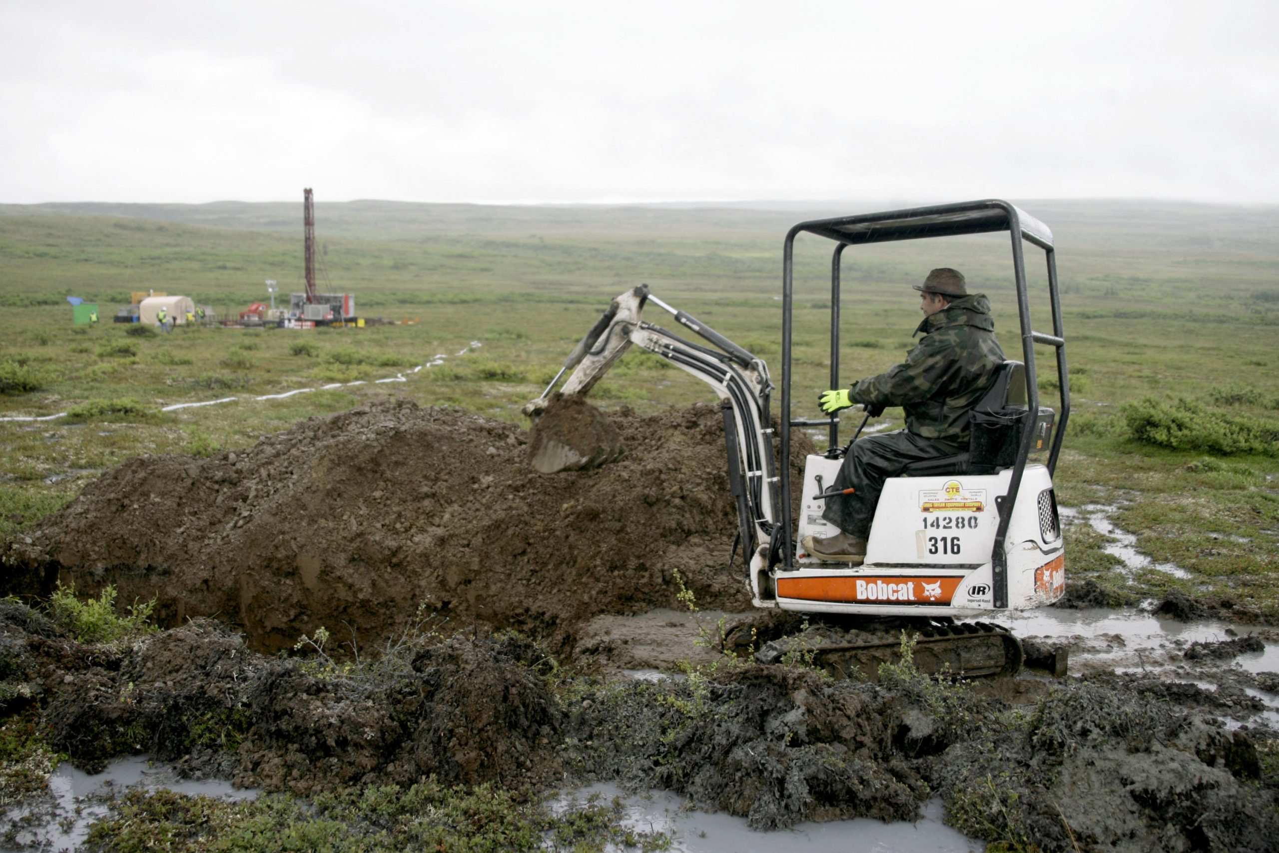 EPA ecologist illegally worked to block Alaskan mine project, then fled: Oversight panel