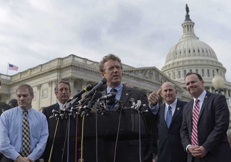 Conservatives believe their party's congressional leaders have sold out. Non-conservatives think they are dangerously right-wing. (AP Photo/Susan Walsh)