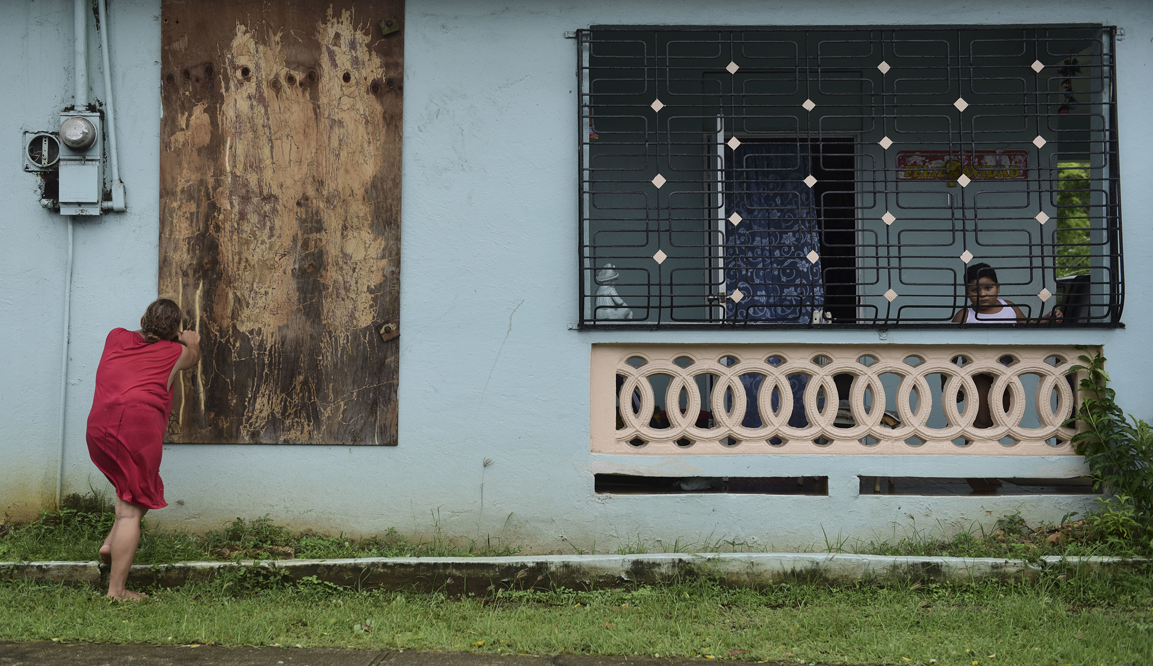 Puerto Rico warns of four-month power outages