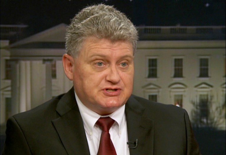 Edward Snowden’s dad to visit son in Russia