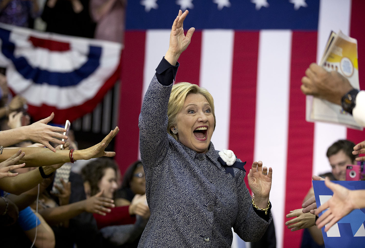 Clinton wins Rolling Stone endorsement