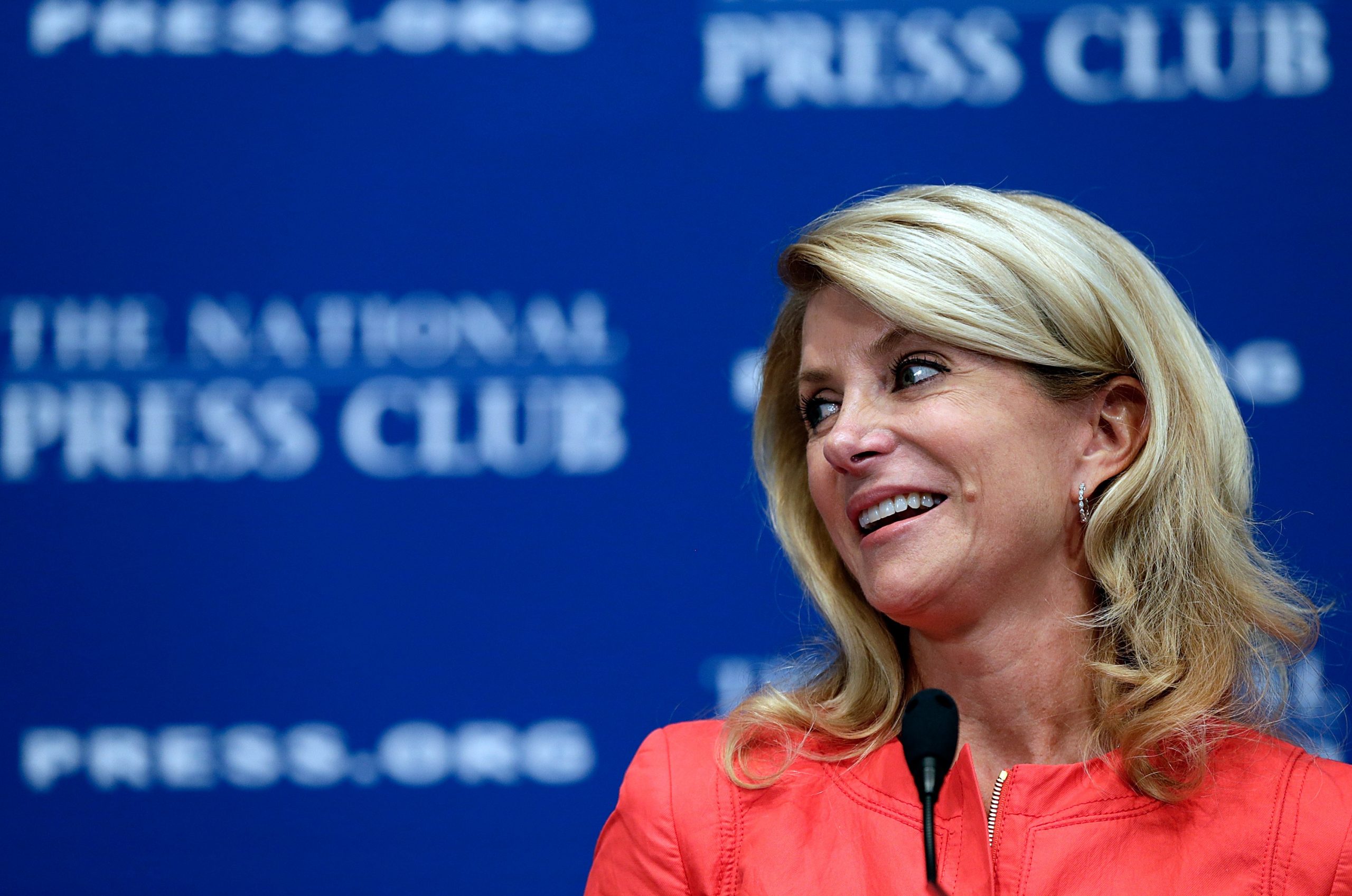 Abortion fuels Wendy Davis’s million-dollar out-of-state cash haul