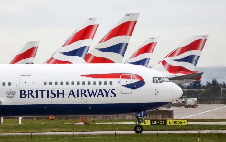Newark-Liberty airport police on Thursday received an unspecified bomb threat to a British Airways flight en route from London's Heathrow Airport. (Chris Ratcliffe/Bloomberg)