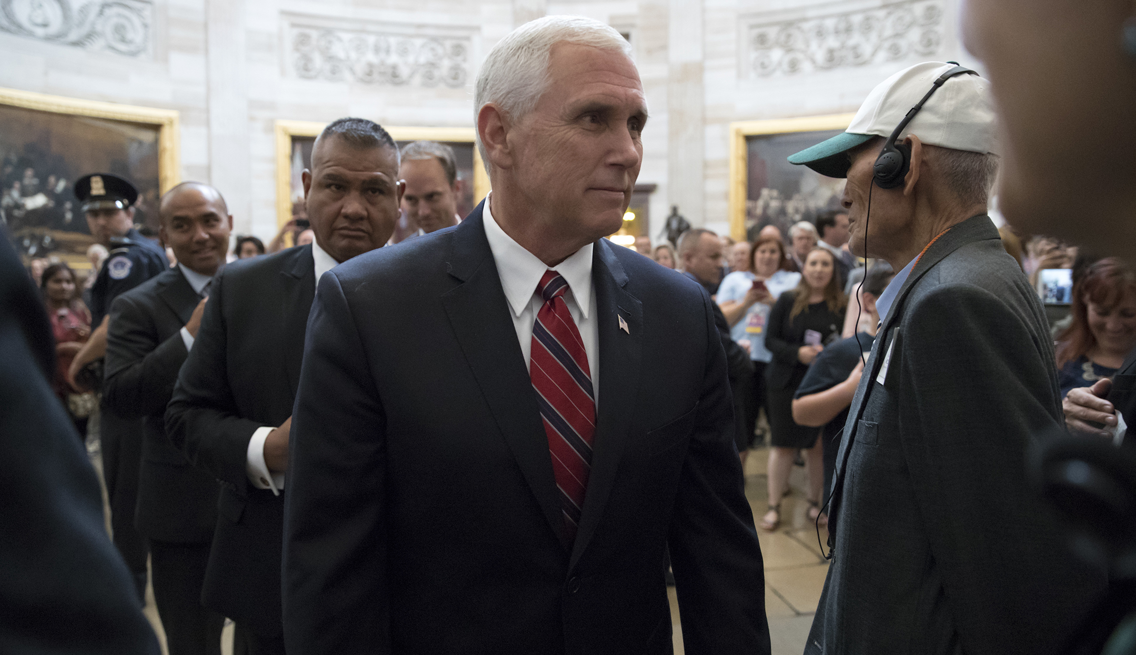 Mike Pence casts tie-breaking vote to cancel Obama-era rule favoring class-action suits against banks