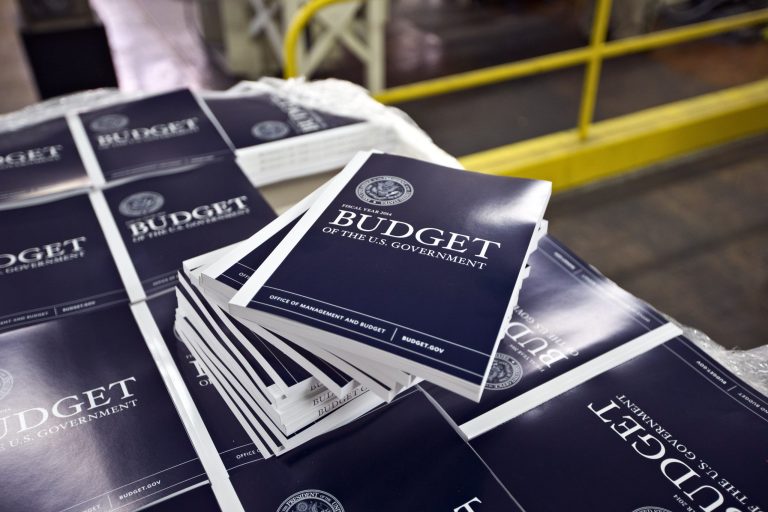 Obama budget forecasts $744 billion deficit