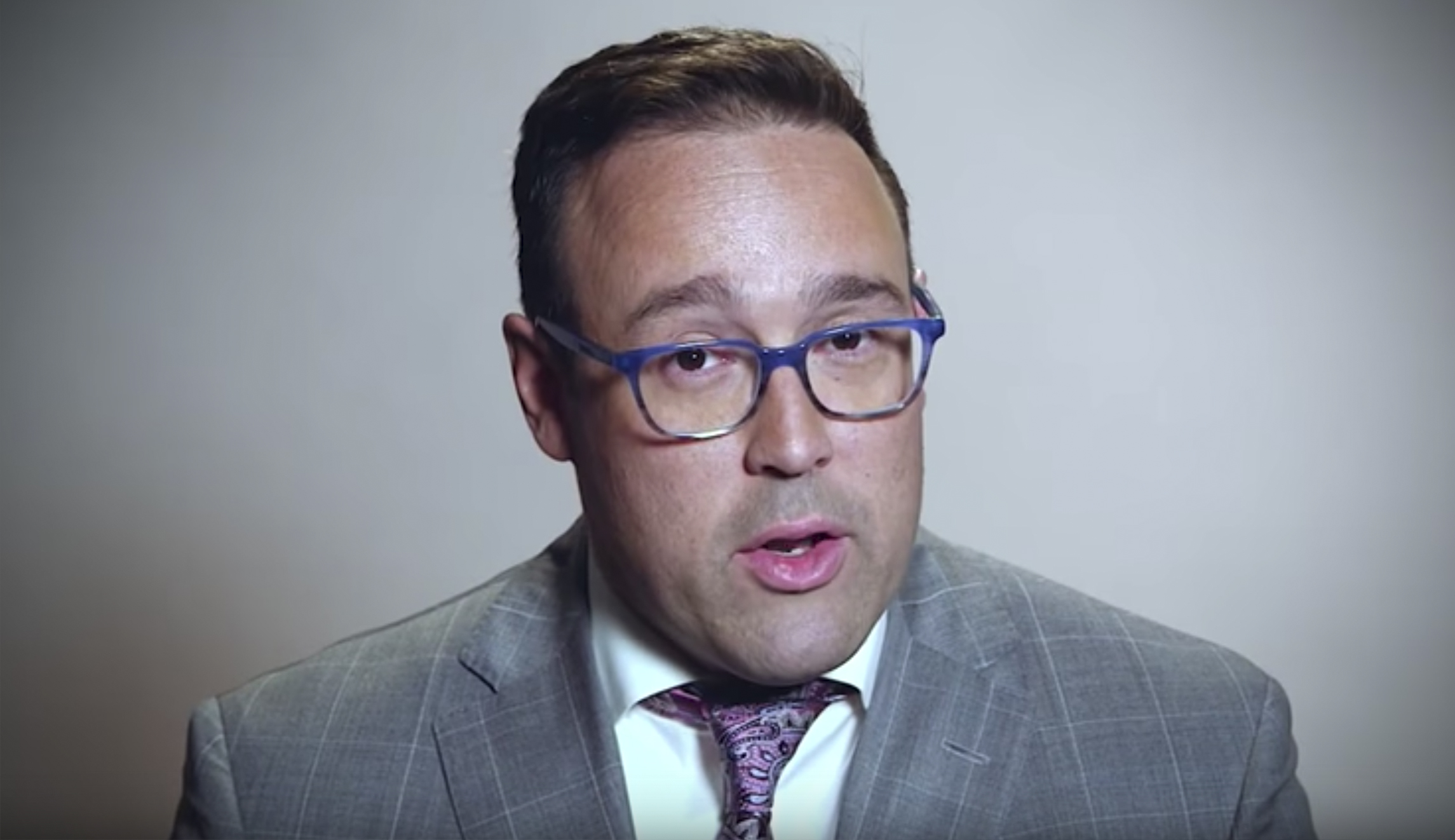 Media bias in 140 characters or fewer