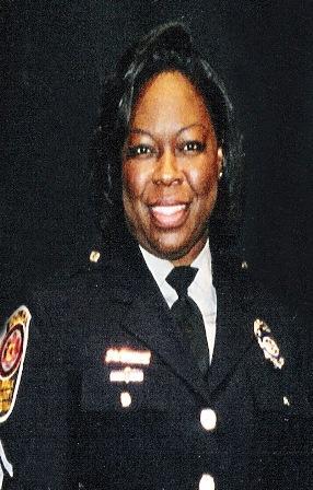 Trailblazing officer retires from Fairfax police