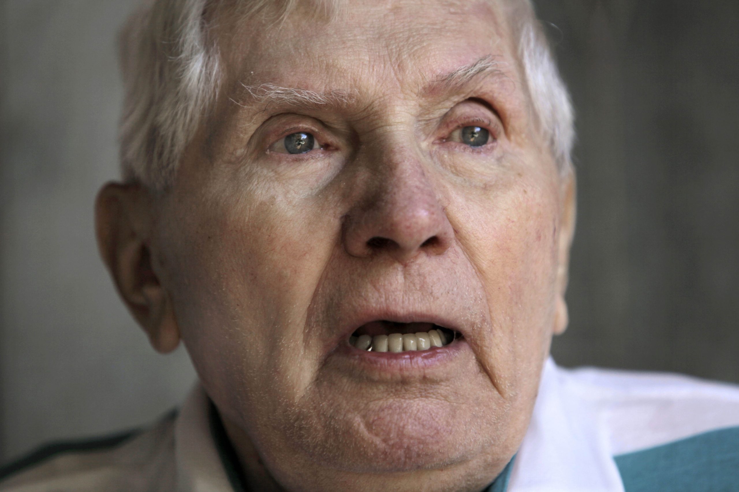 Man linked to Nazi police dies in Michigan at 93