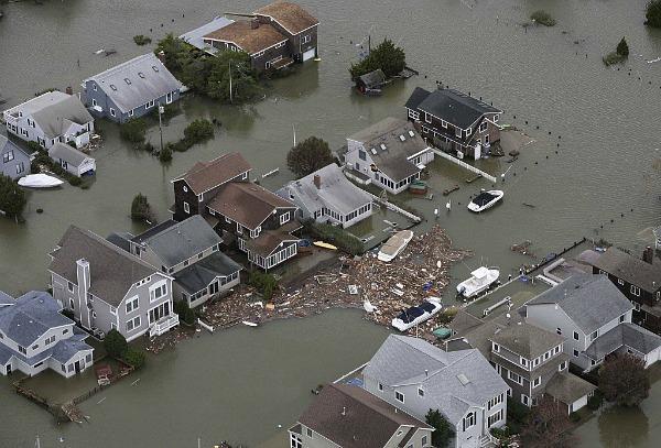 Michael Moore thanks ‘Mother Nature’ for sending Hurricane Sandy to help Obama