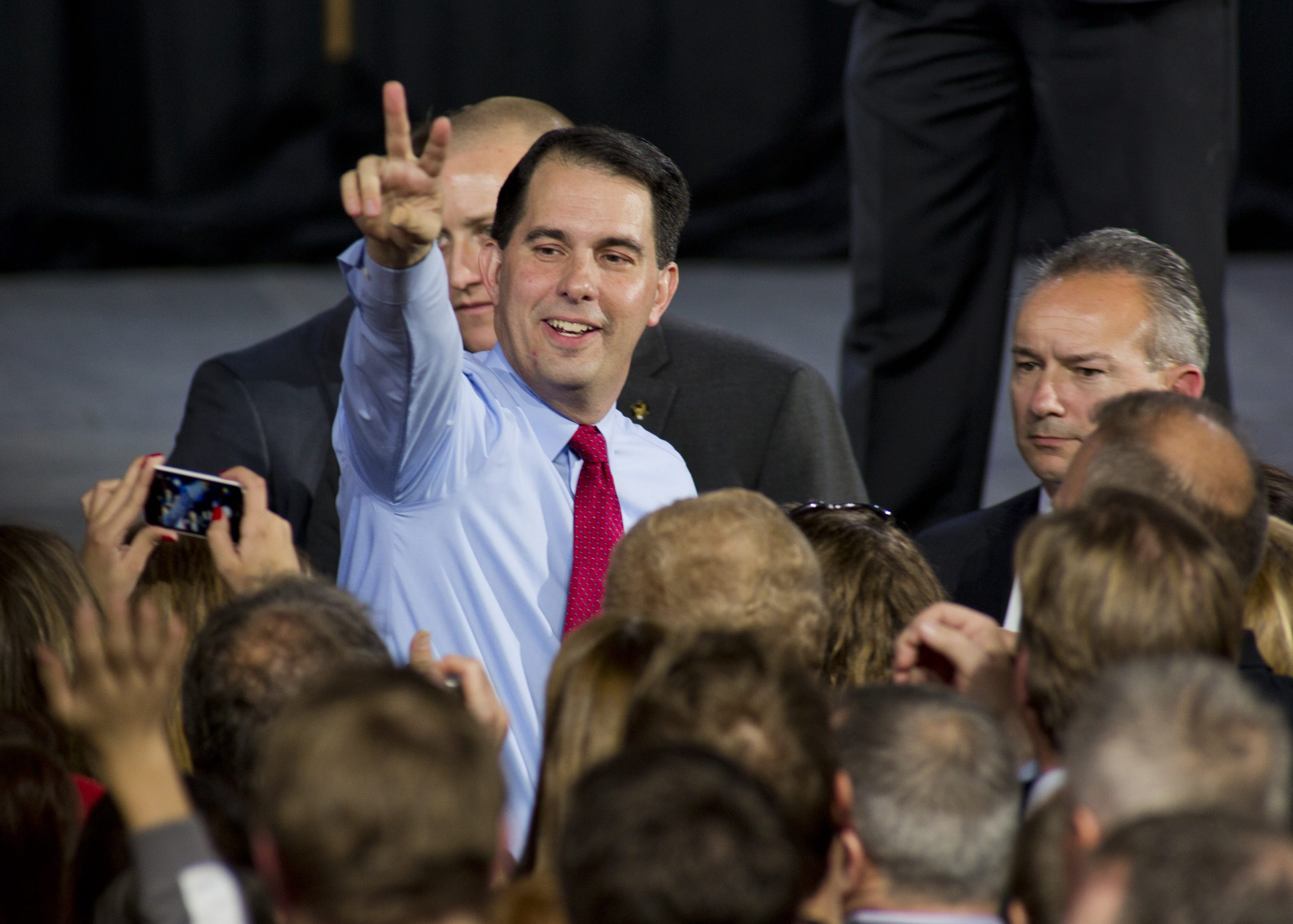 Now Scott Walker can run for president