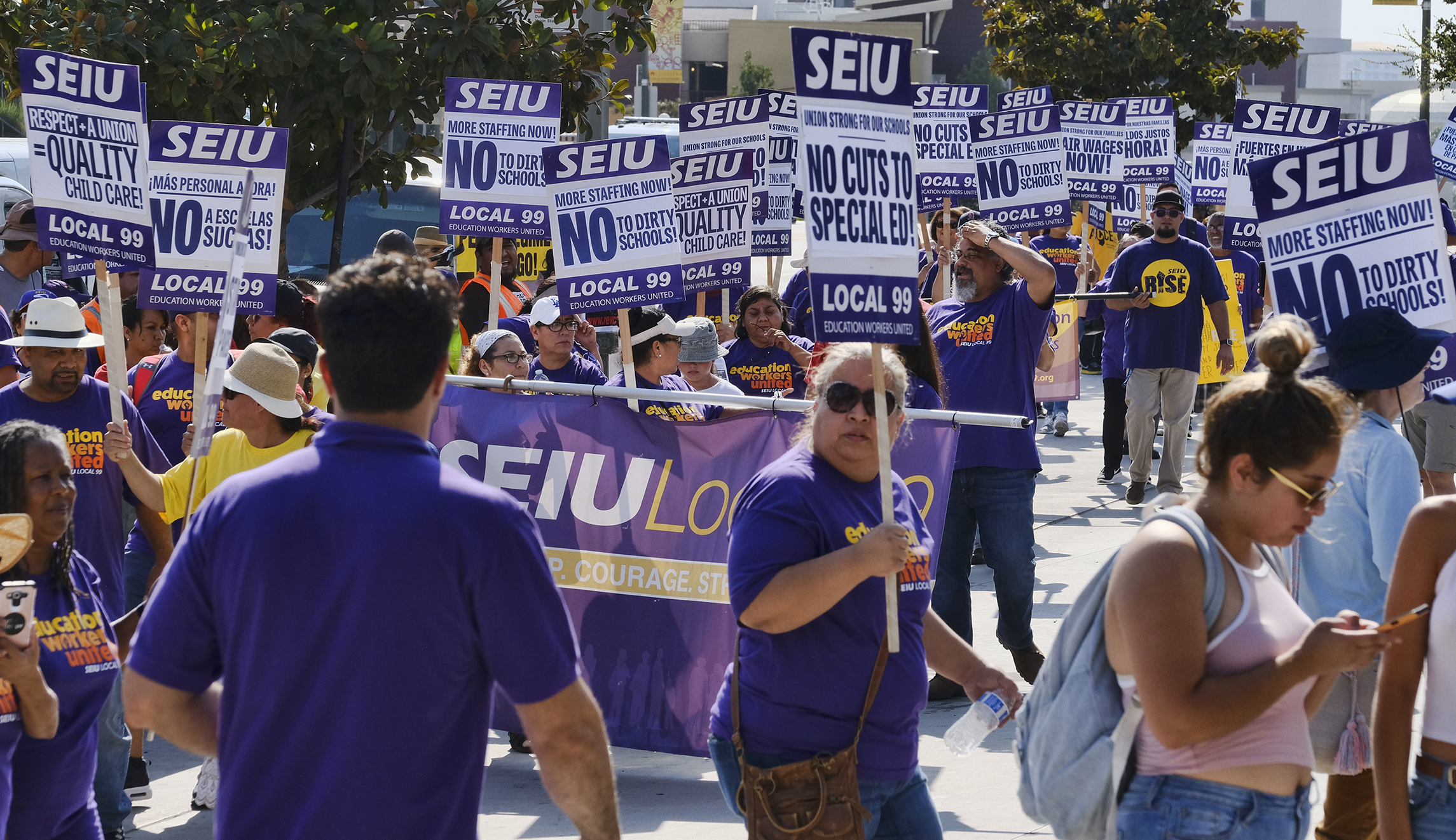 The blurry line between worker centers and unions