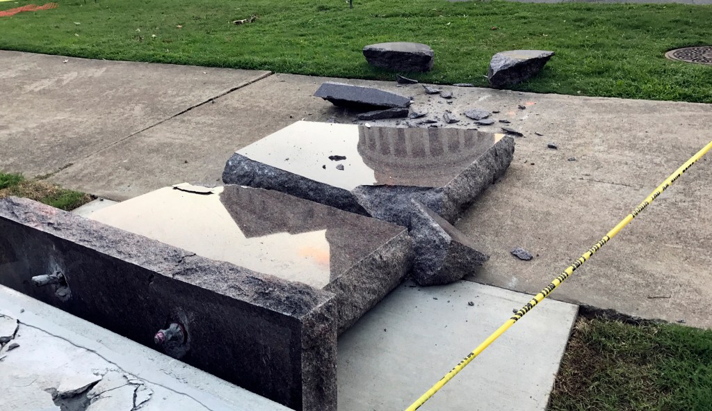 Stop freaking out over Ten Commandments displays on government property
