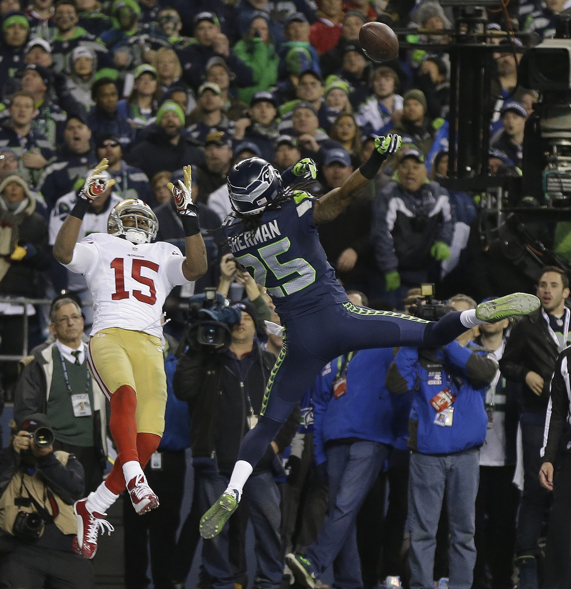 FCC proposes ending sports television blackout rule