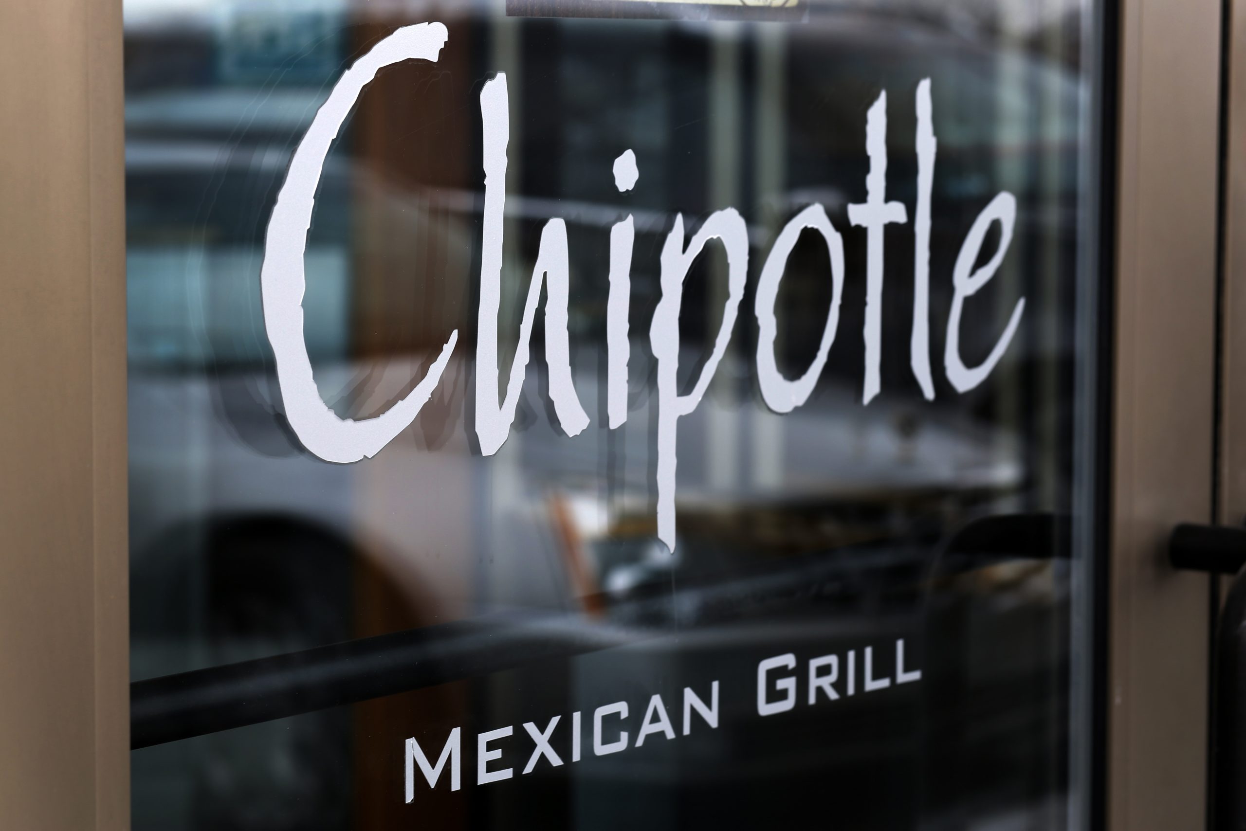 Chipotle removes genetically modified ingredients