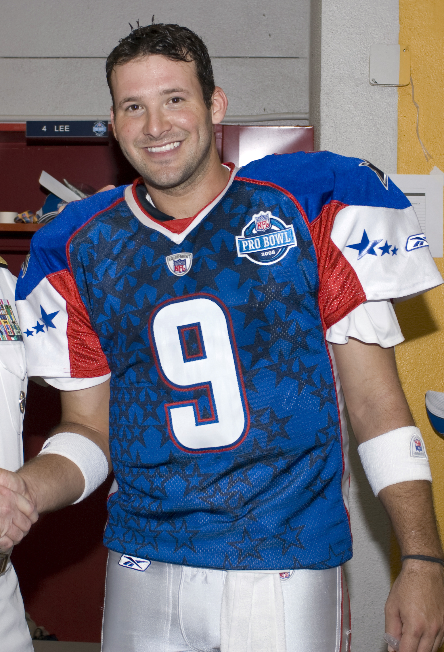 Tony Romo and the Art of Playing Football with a Fractured Vertebra