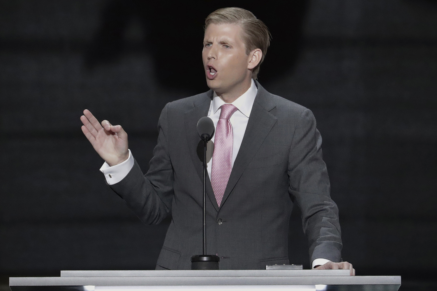 Eric Trump: I wish my father would focus on Clinton, not ‘Morning Joe’