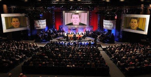 Fed bailouts unpopular to GOP debate attendees