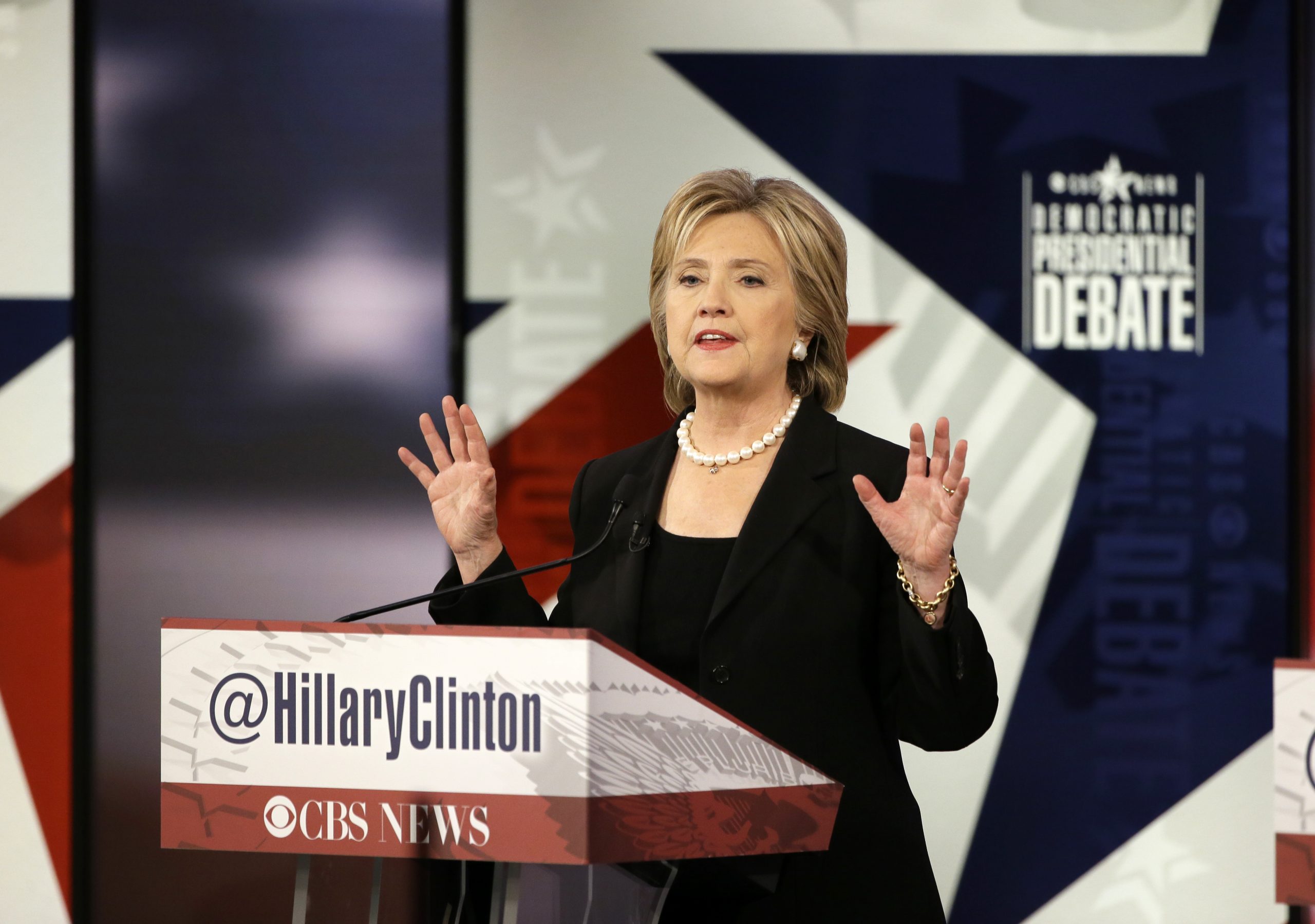 NY Times rips Clinton’s ‘cynical’ answer on her Wall Street ties