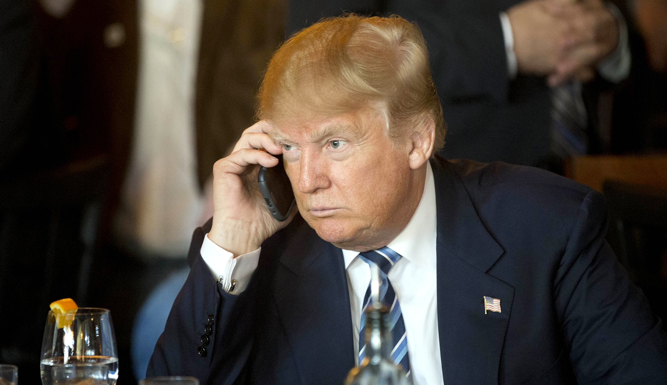 Trump won’t hang up his iPhone despite warnings China, Russia listening in