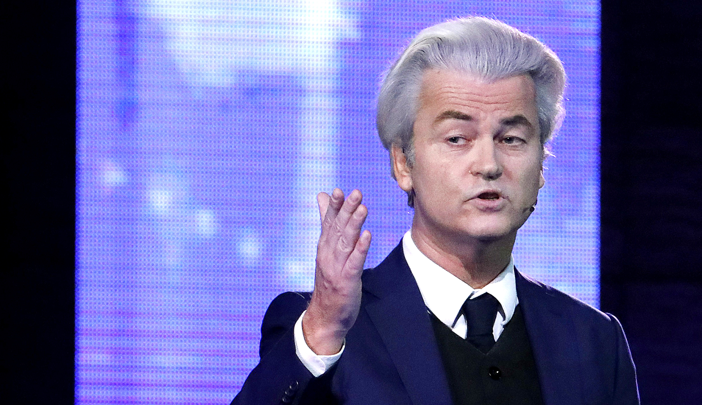 Geert Wilders is a bigot, but he should not have canceled his Prophet Mohammed cartoon event