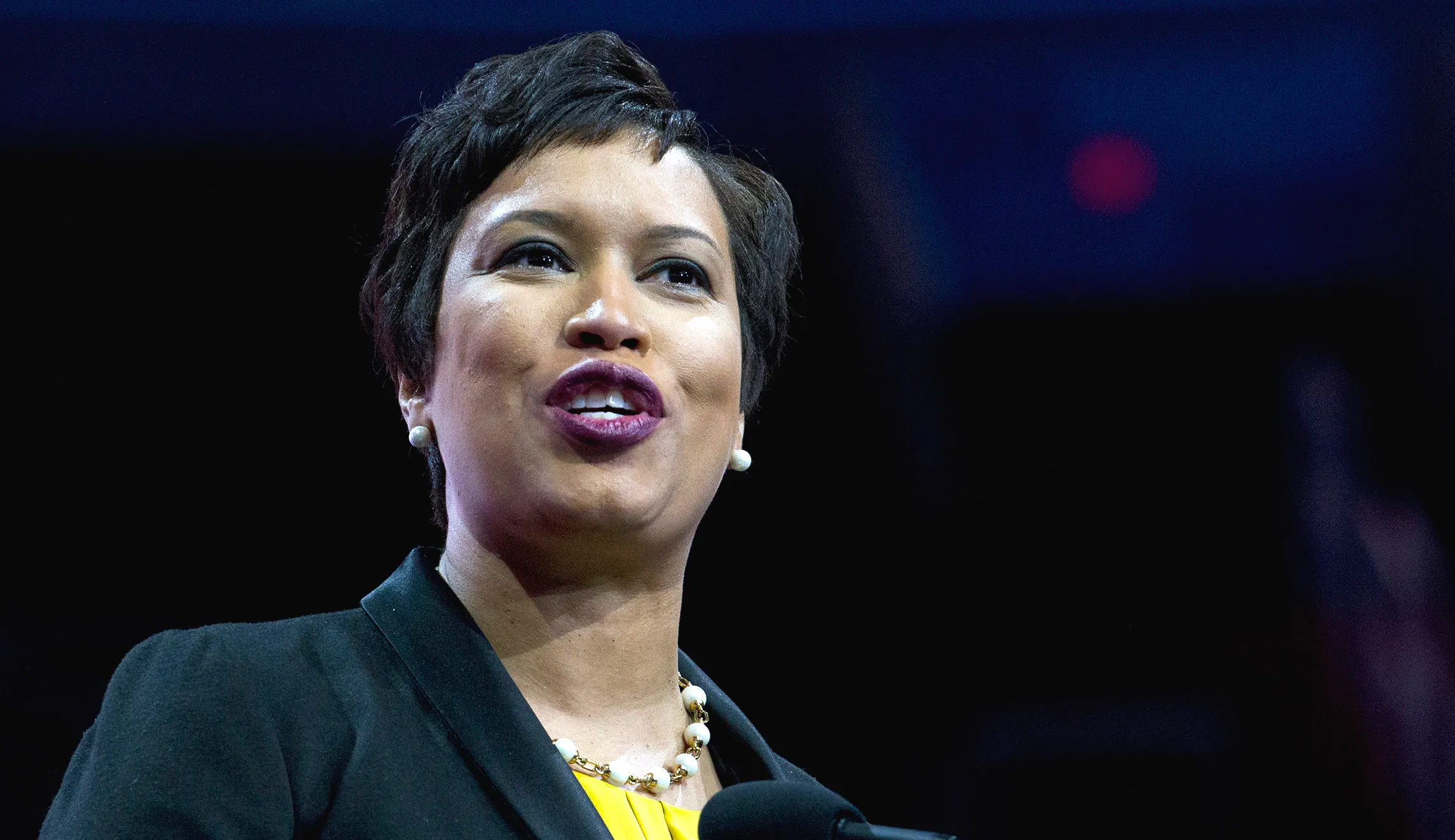 DC mayor rebukes restaurant group defying coronavirus restrictions