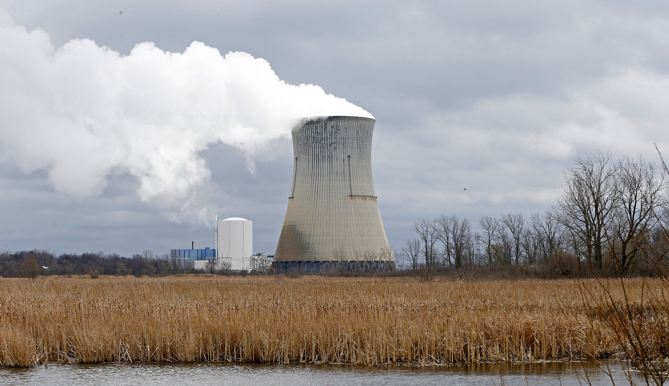 Closing Rust Belt nuke plants makes carbon pollution worse: Study