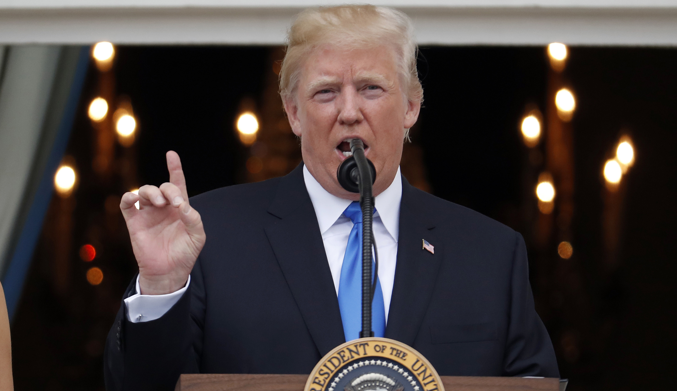 Oil refiners threaten to sue Trump over ethanol