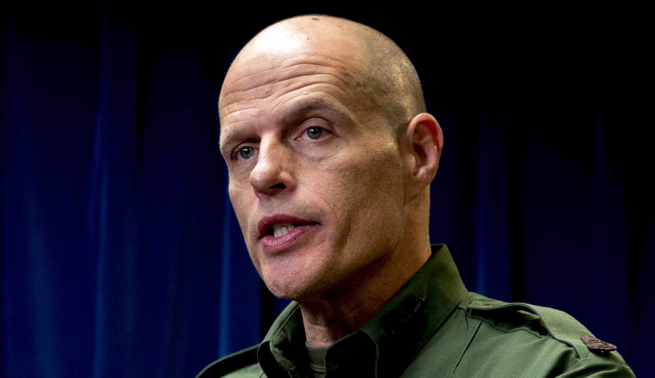 Immigrant families may be to blame for 15 Chinese citizens slipping through border checkpoint: DHS official