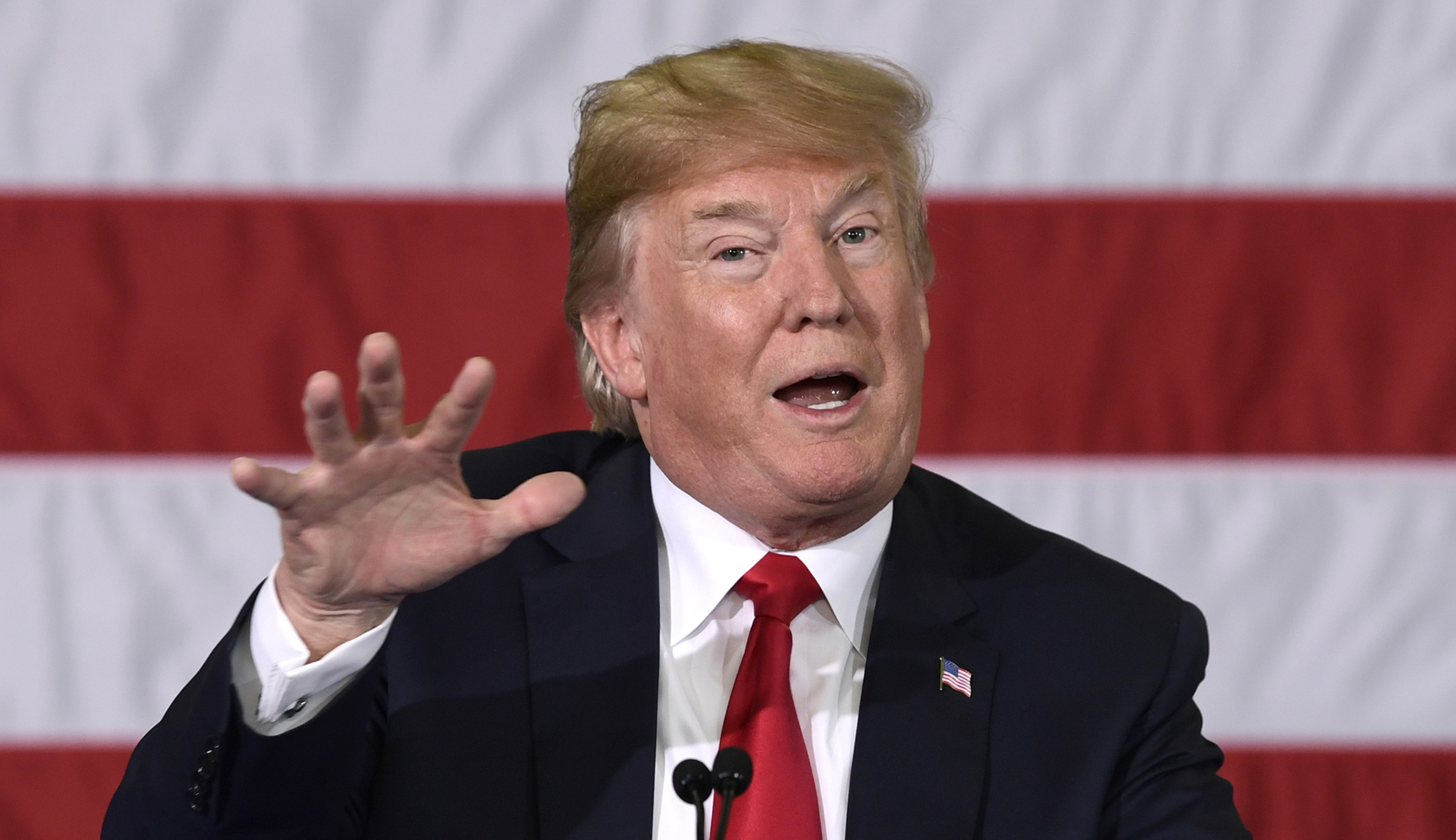 Trump blocks pay raise for 1.5 million federal workers, calls for no increase next year