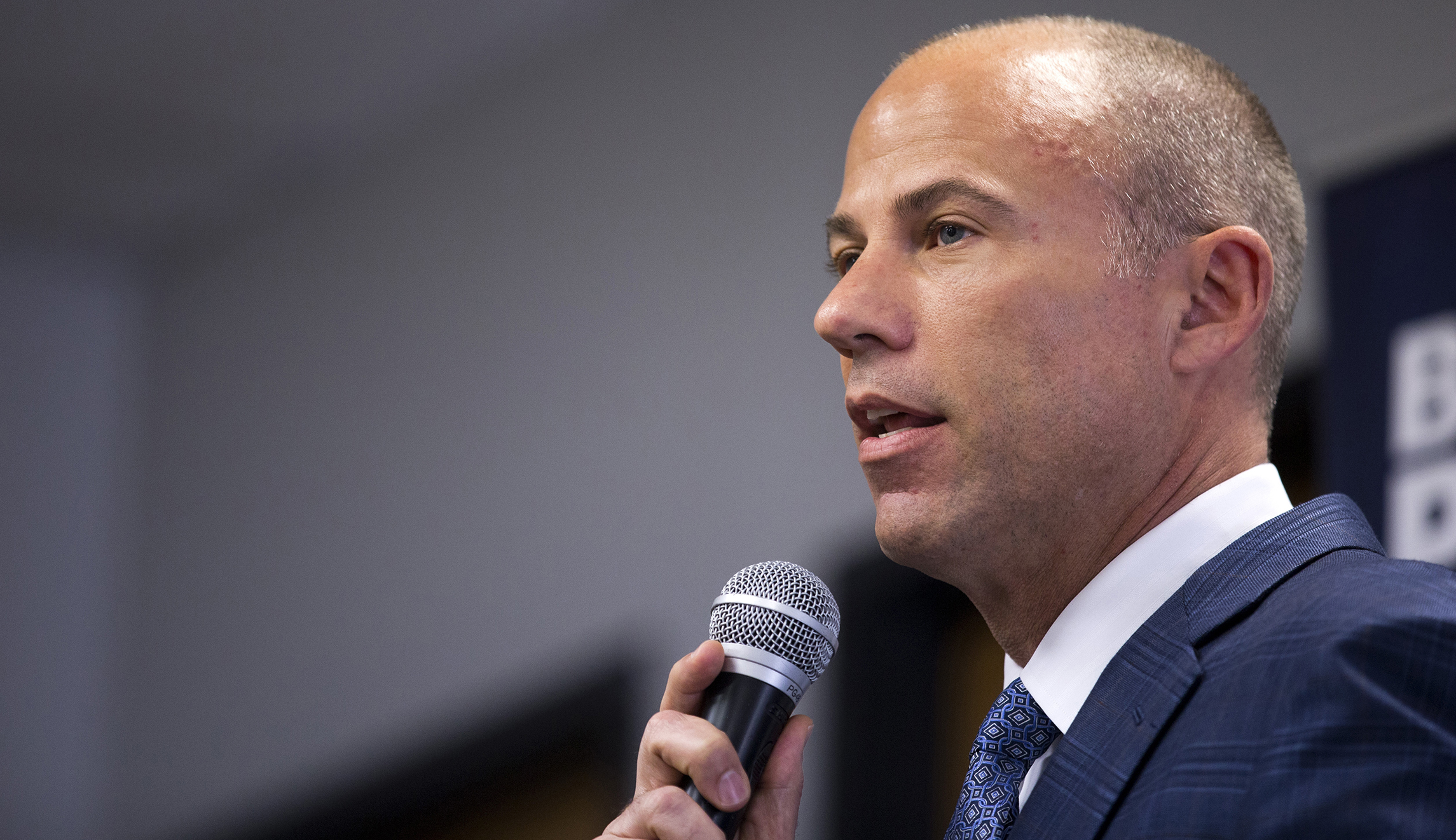 Michael Avenatti announces ‘resistance’ rally in Texas at the same time Trump holds one for Ted Cruz
