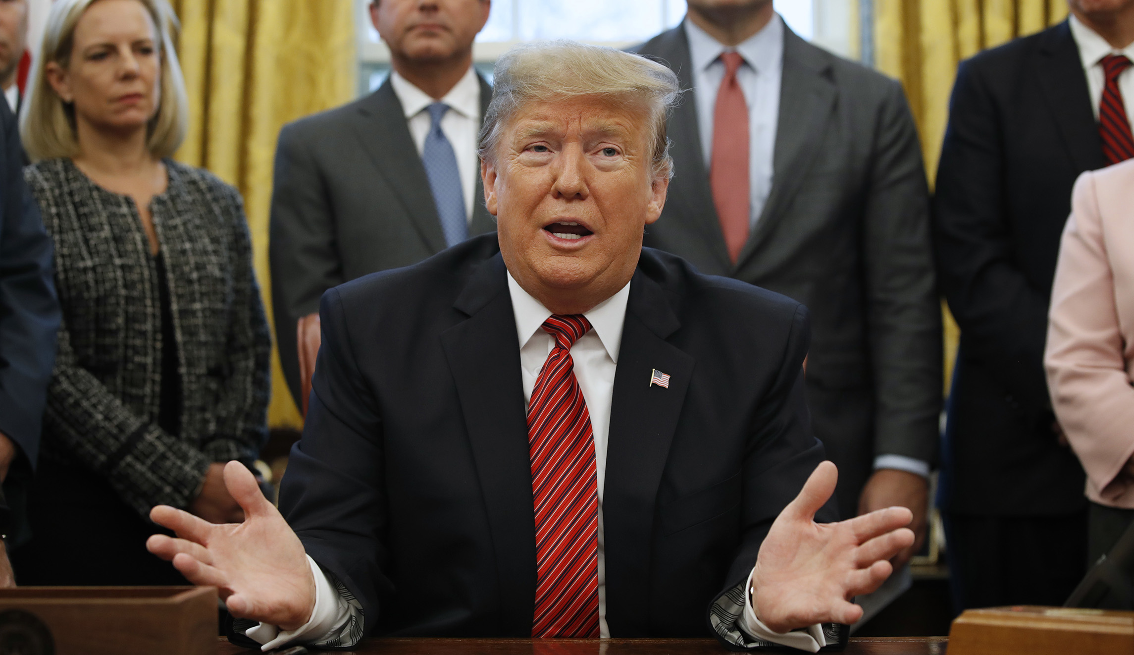 White House open to short-term shutdown fix if it includes ‘large down payment’ on border wall