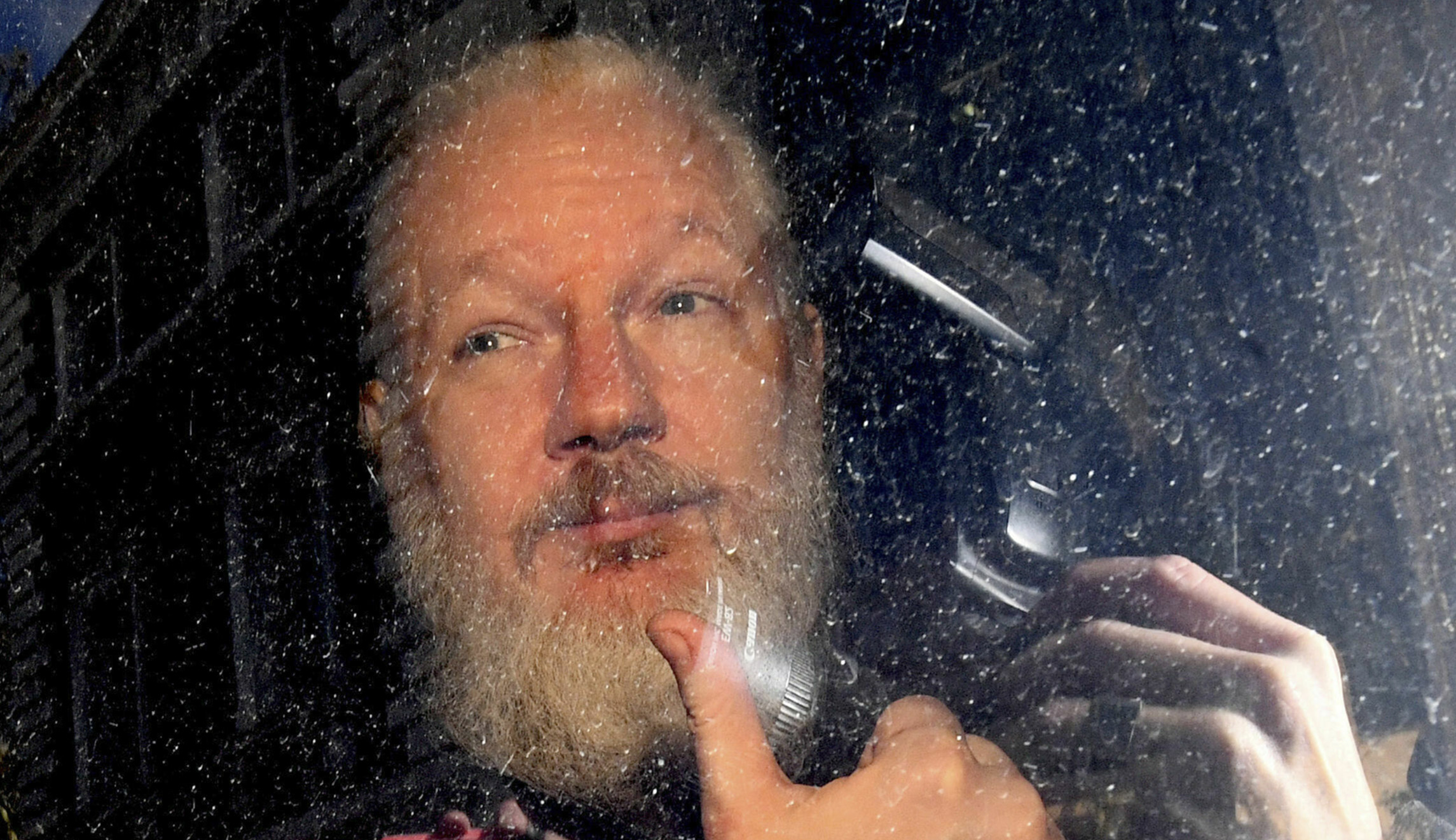 Swedish prosecutor files request for Assange detainment over rape allegation