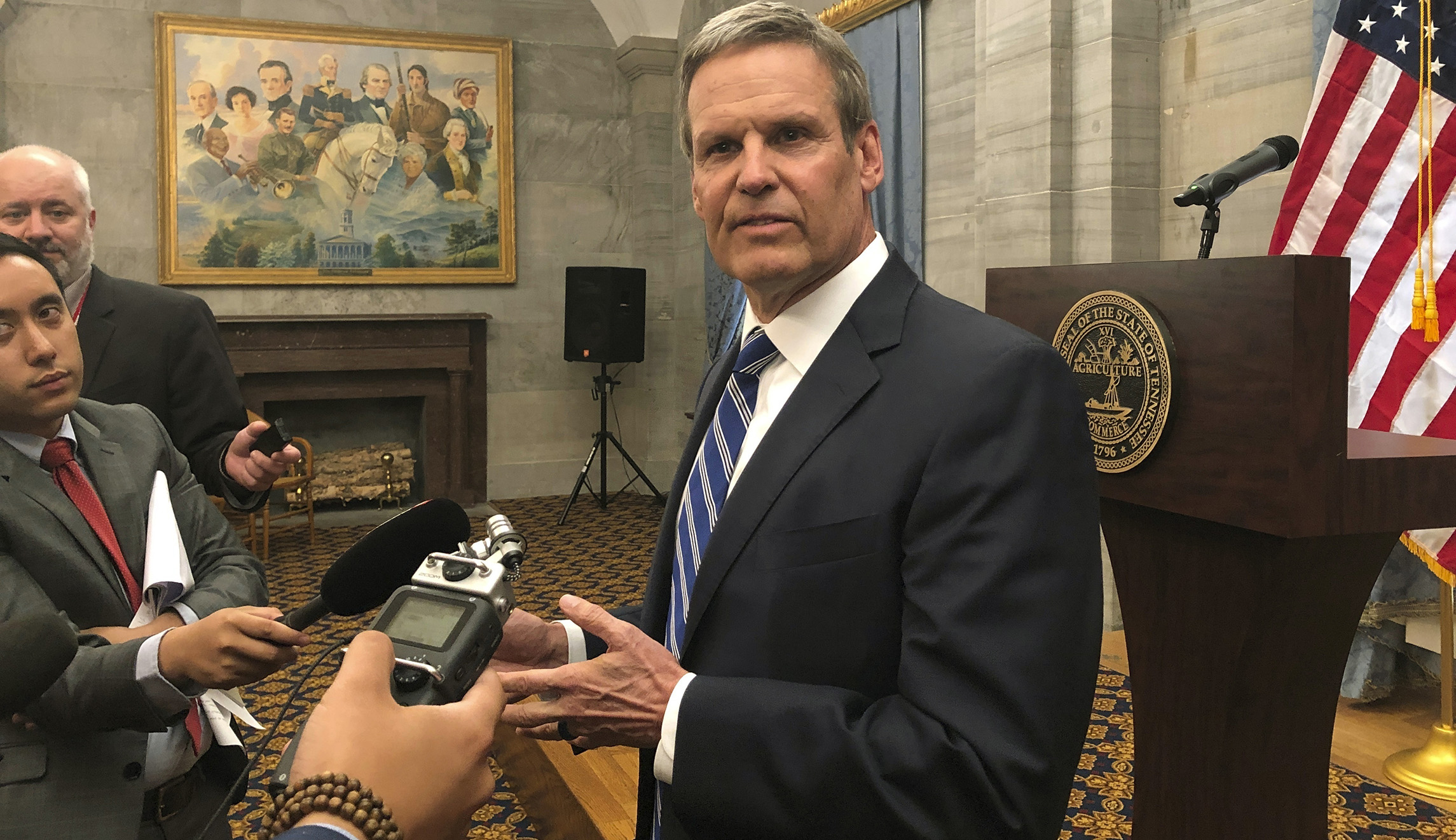 Lee proposes constitutional carry legislation