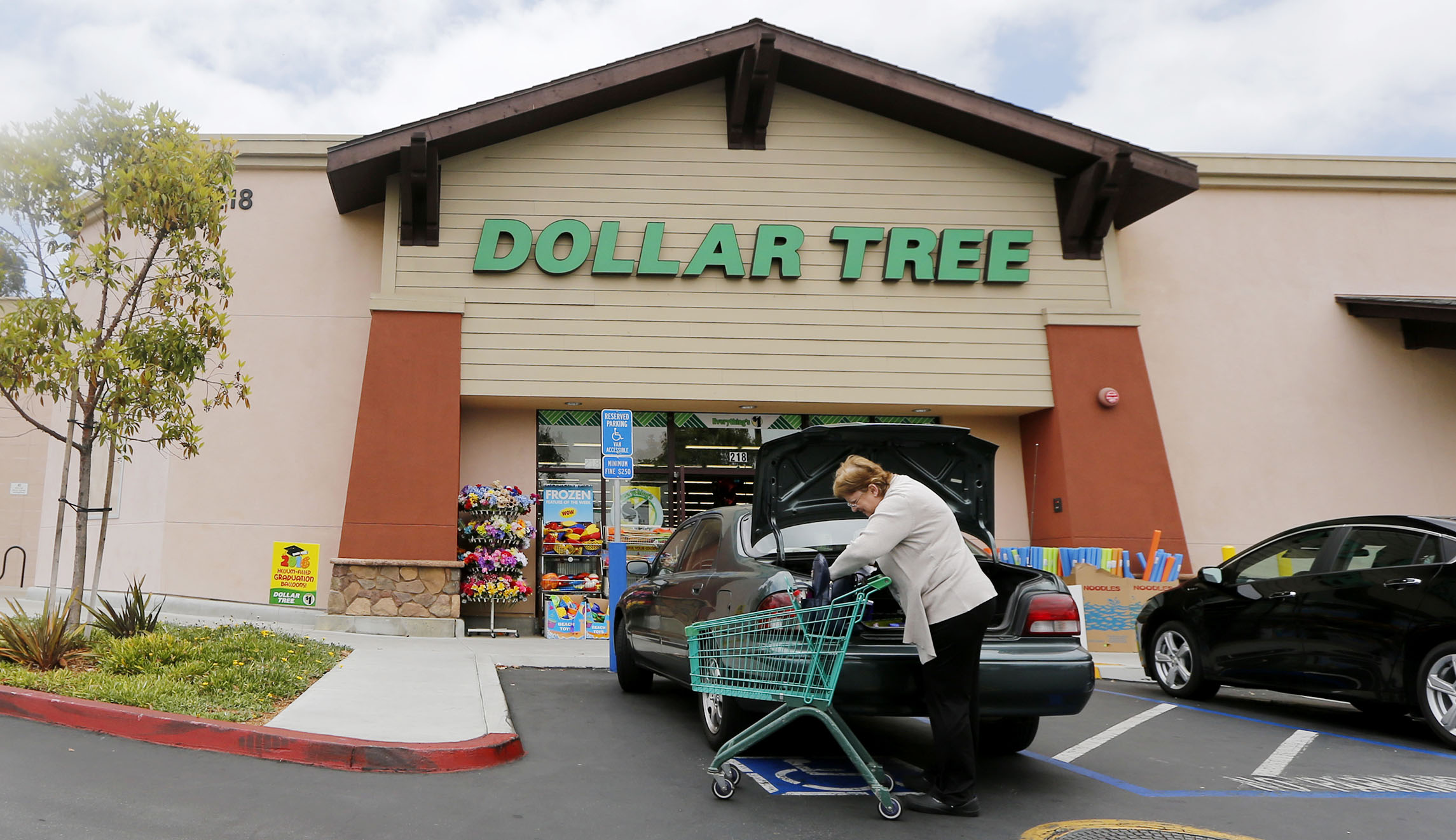 ‘Going to impact customers’: Retailers brace for Trump’s new tariffs