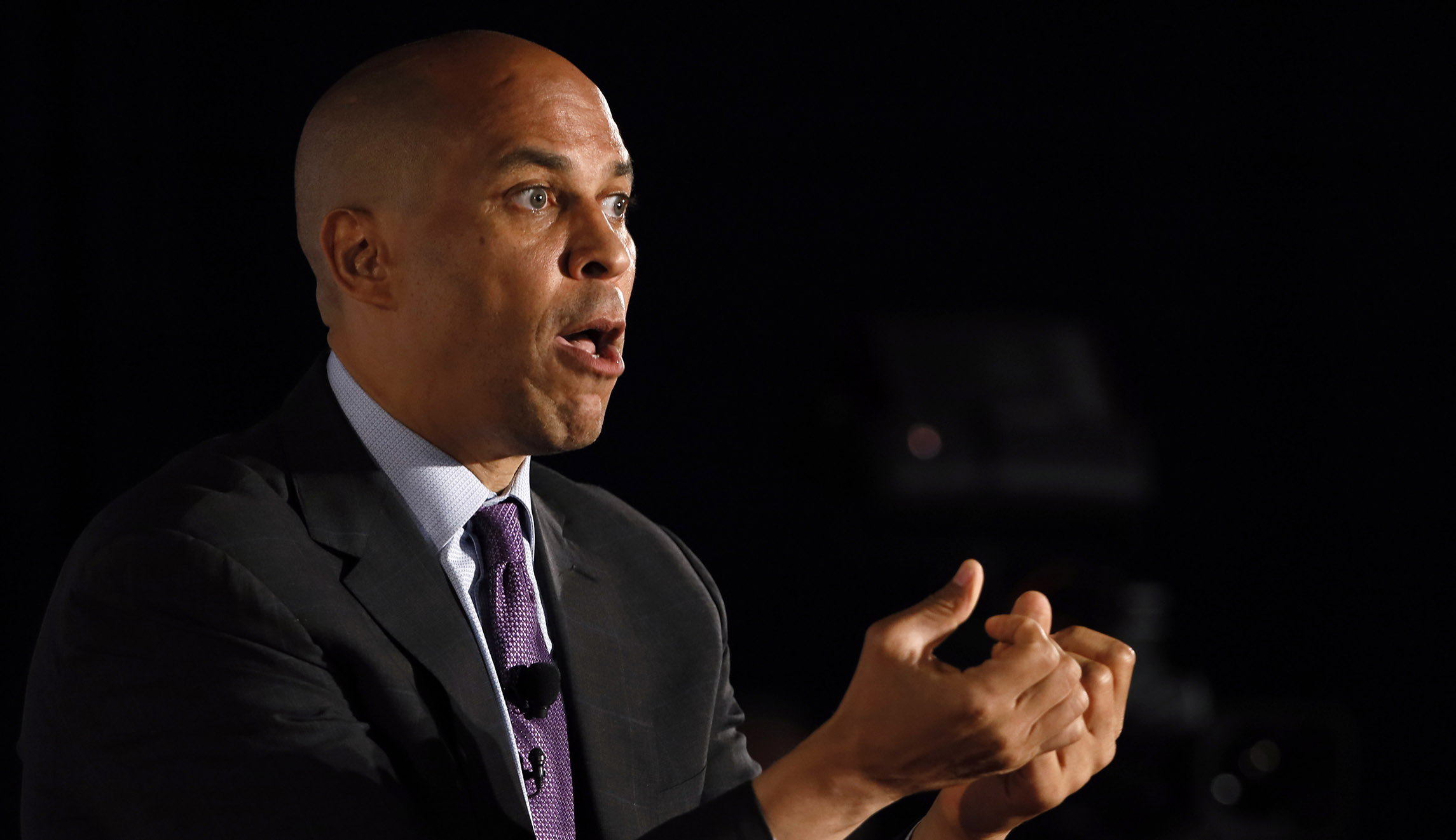 Booker clarifies his position on Louis Farrakhan