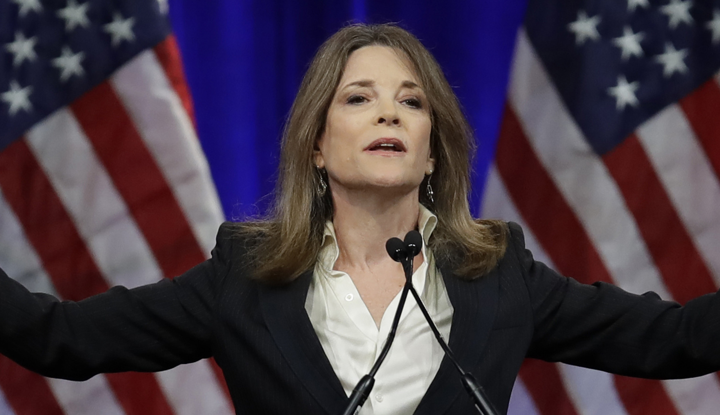 Democratic presidential candidate calls for new mask mandate