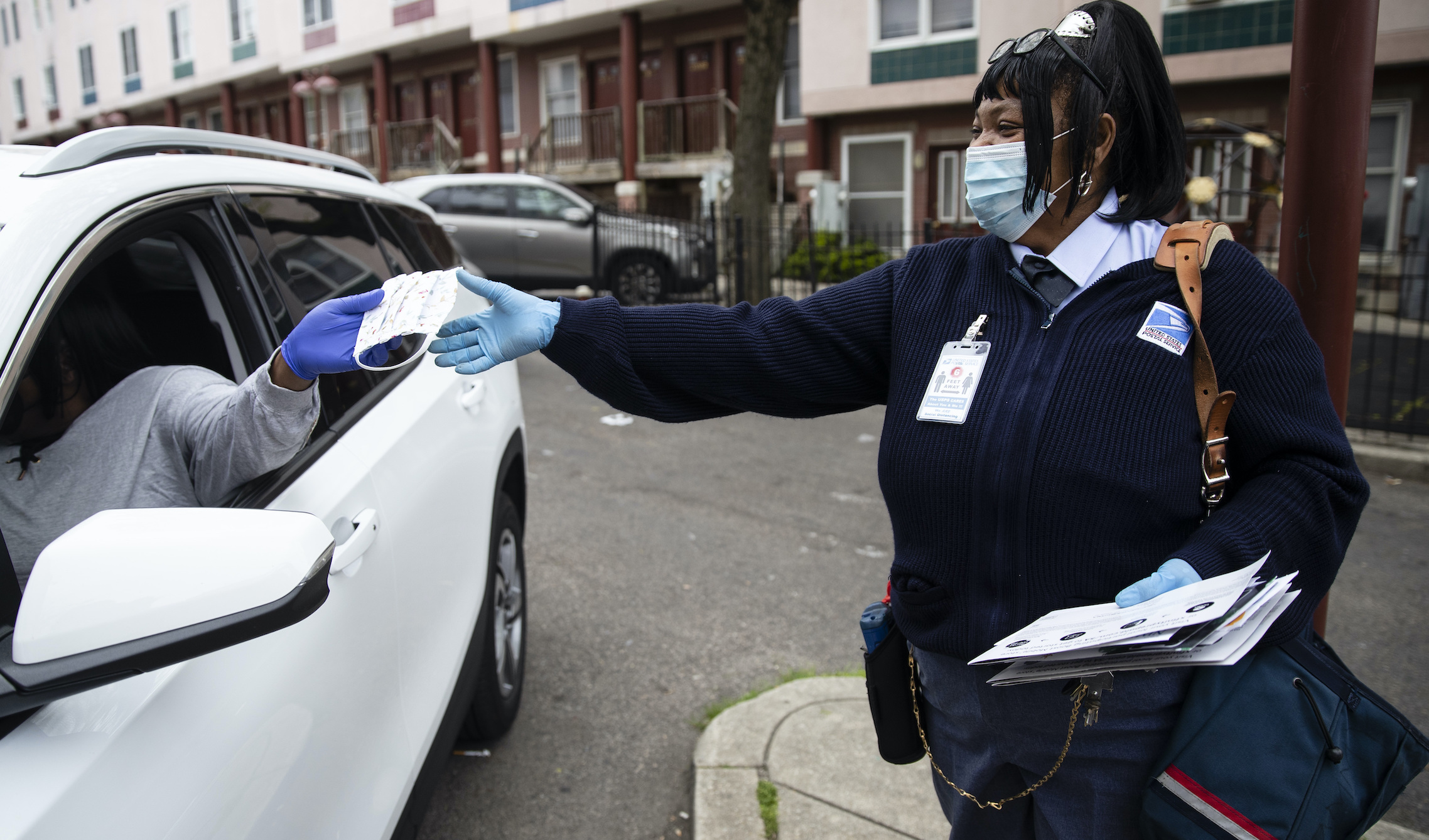 Up to 4,000 postal workers may have coronavirus