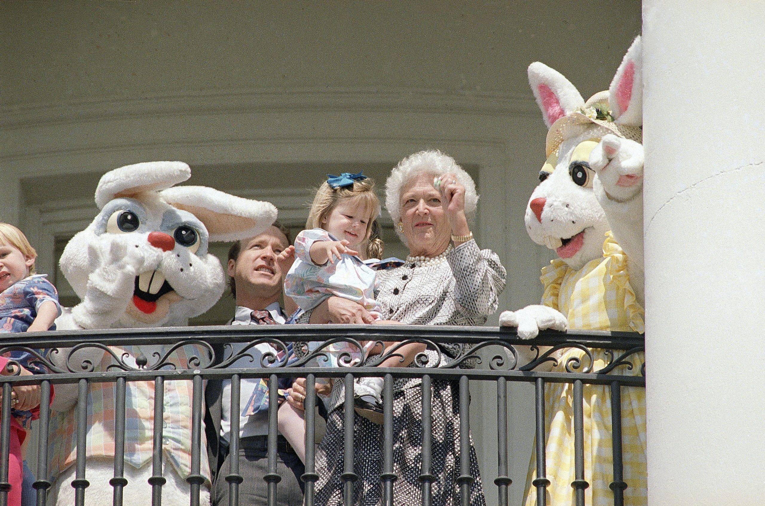 Bush Family Easter March 1989