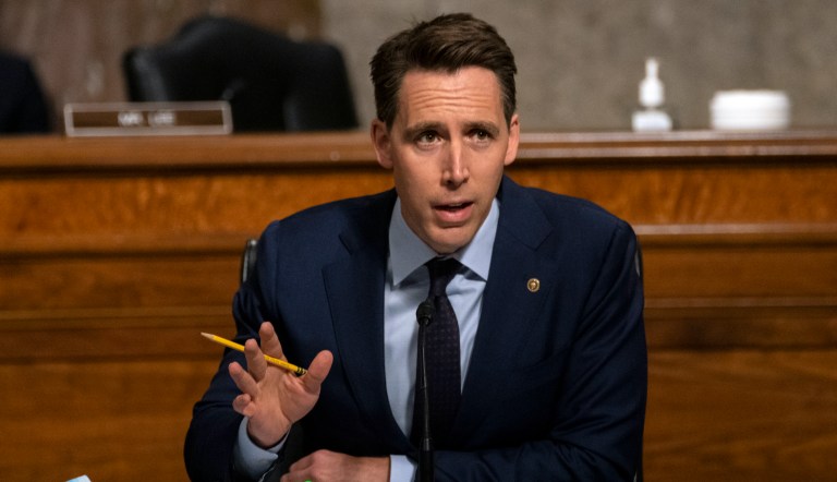 Hawley calls for ethics investigation against Democrats accusing him of inciting Capitol riot