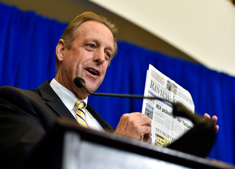 North Las Vegas mayor ditches ‘elitist’ and ‘socialist’ Democratic Party to join Republicans