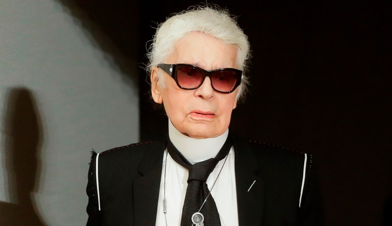 Fashion designer Karl Lagerfeld said he would give up his German citizenship if Germany allows more refugees.