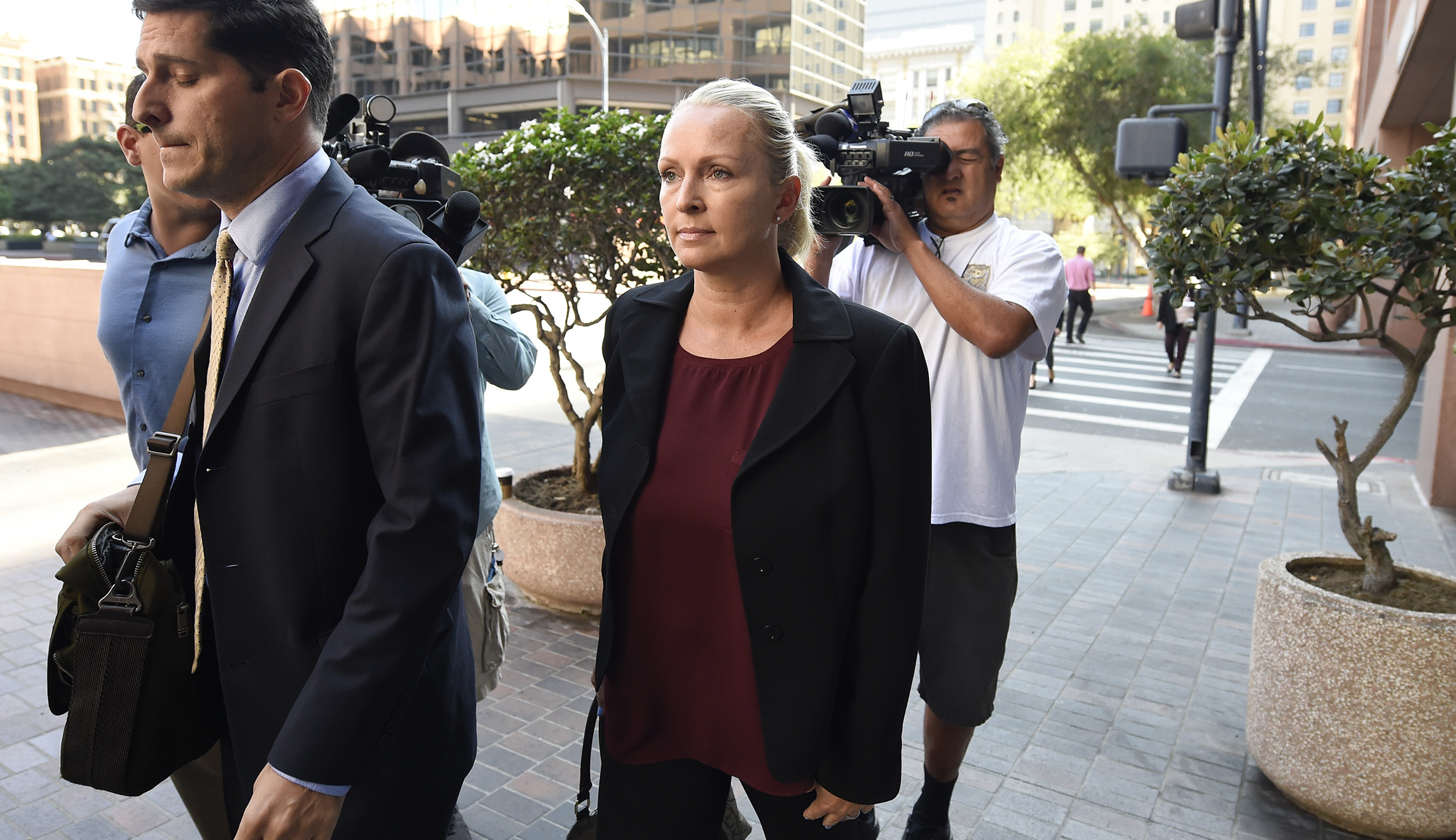 Duncan Hunter shifts blame to his wife: ‘Whatever she did, that will be looked at’