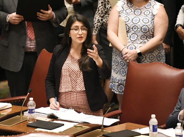 New York offering up to $15K payments for illegal immigrants